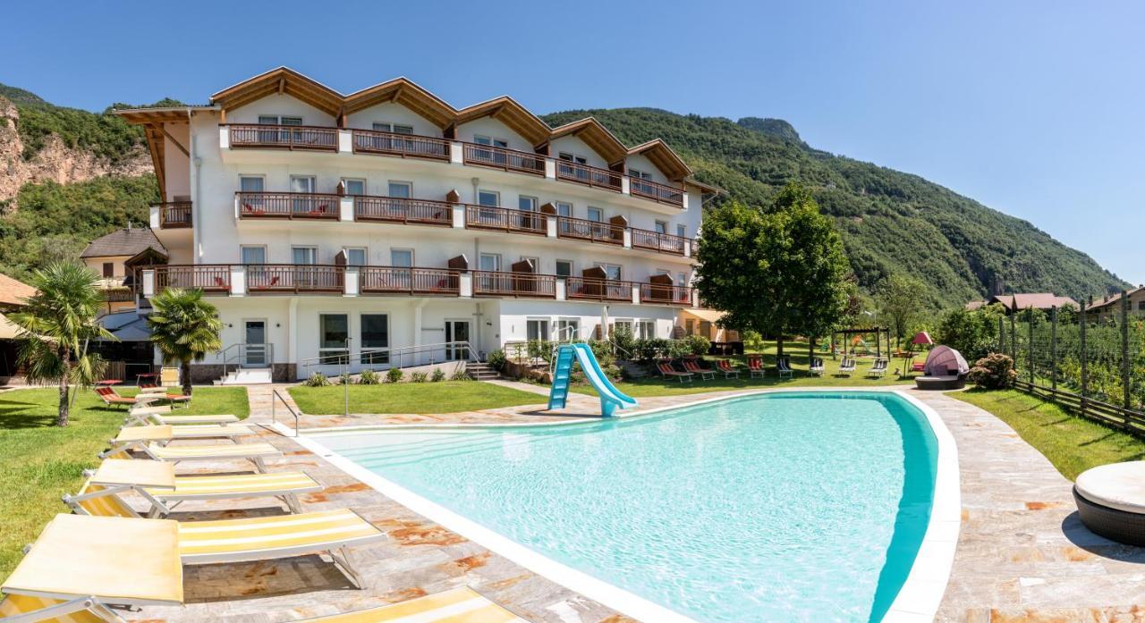לאיבס Hotel Garni Gruener Baum מראה חיצוני תמונה