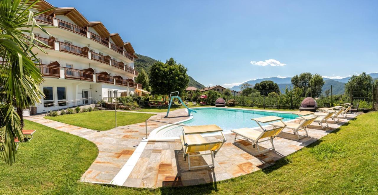 לאיבס Hotel Garni Gruener Baum מראה חיצוני תמונה