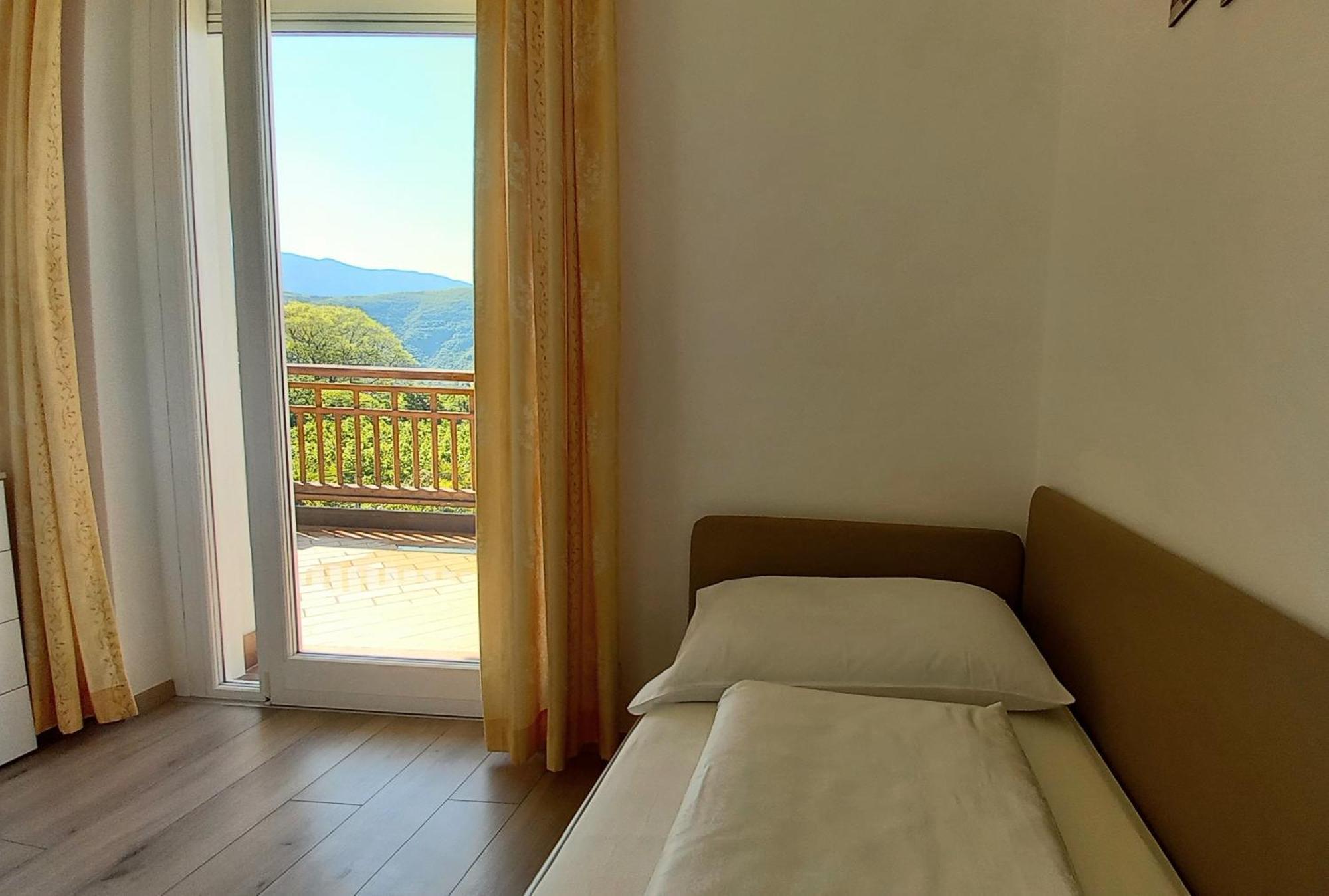 לאיבס Hotel Garni Gruener Baum מראה חיצוני תמונה